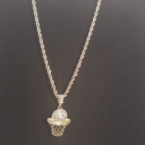 UNISEX GOLD NECKLACE